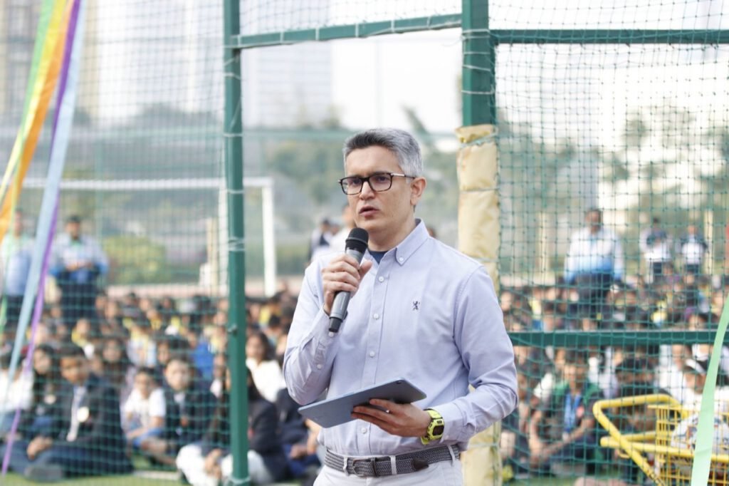 G07 addressing students